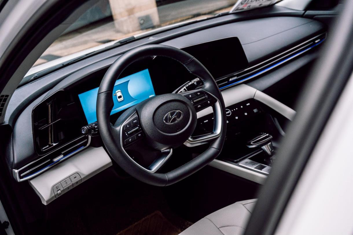 1642495645659011521.jpg