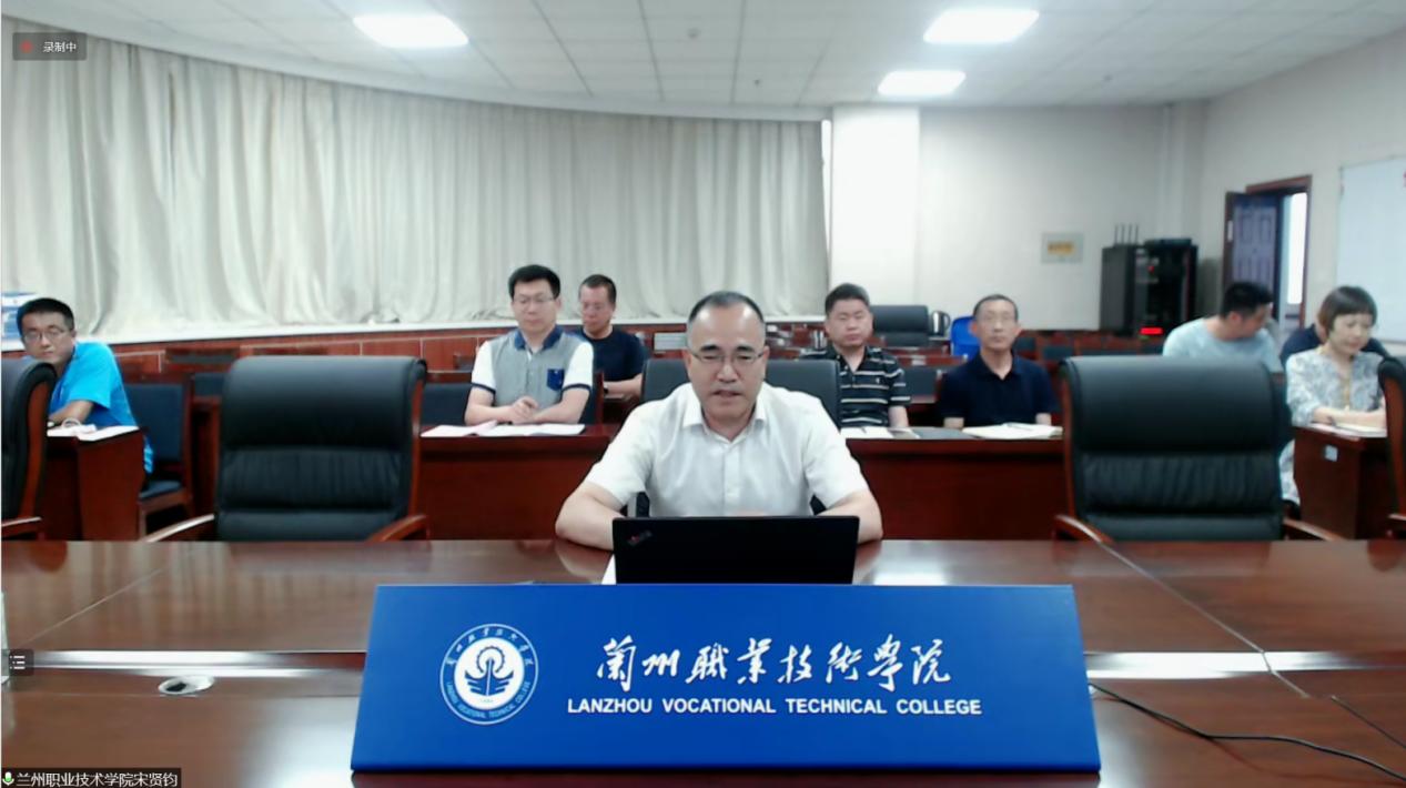 1657014443437058128.jpg 1657014443437058128.jpg