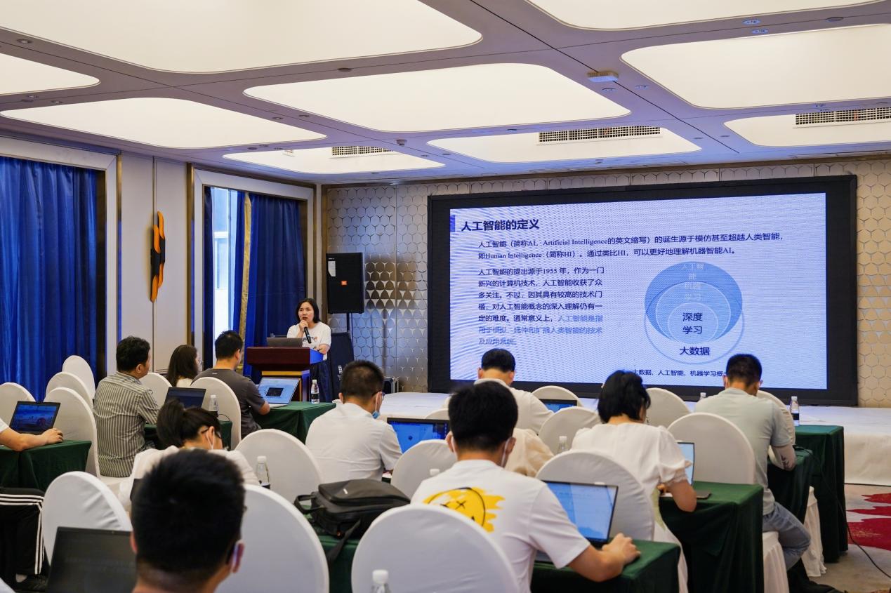 1658109292824062749.jpg 1658109292824062749.jpg