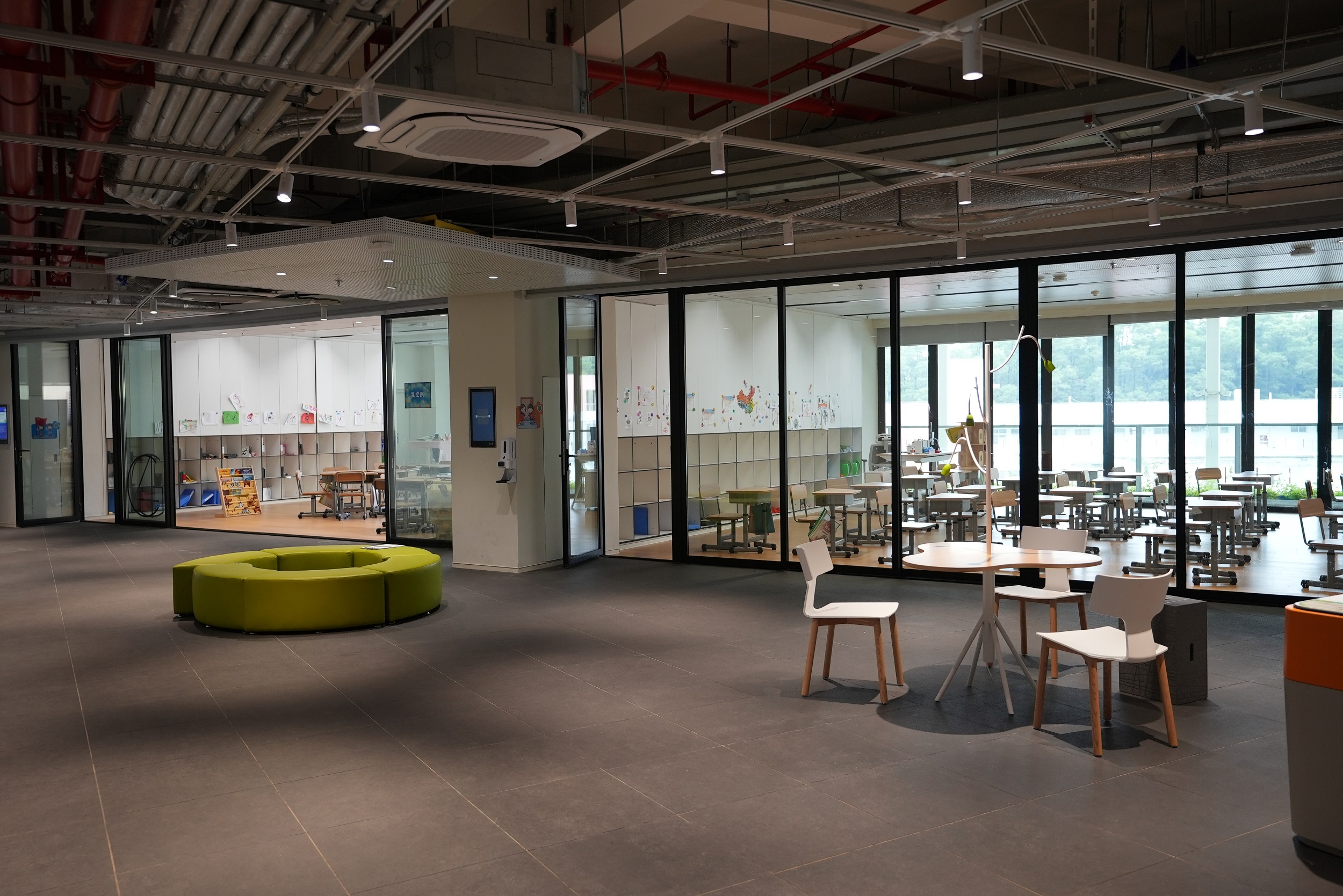 1659592017746054513.jpg 1659592017746054513.jpg