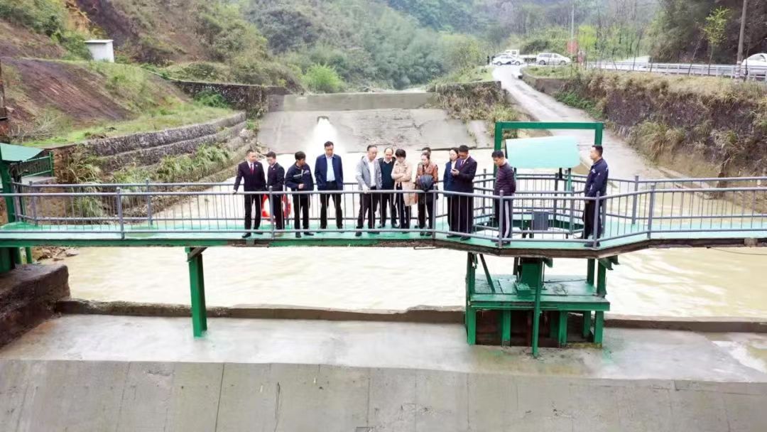 1680850015401077993.jpg 1680850015401077993.jpg