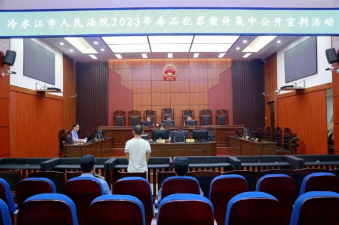 1687853621382093705.jpg 1687853621382093705.jpg