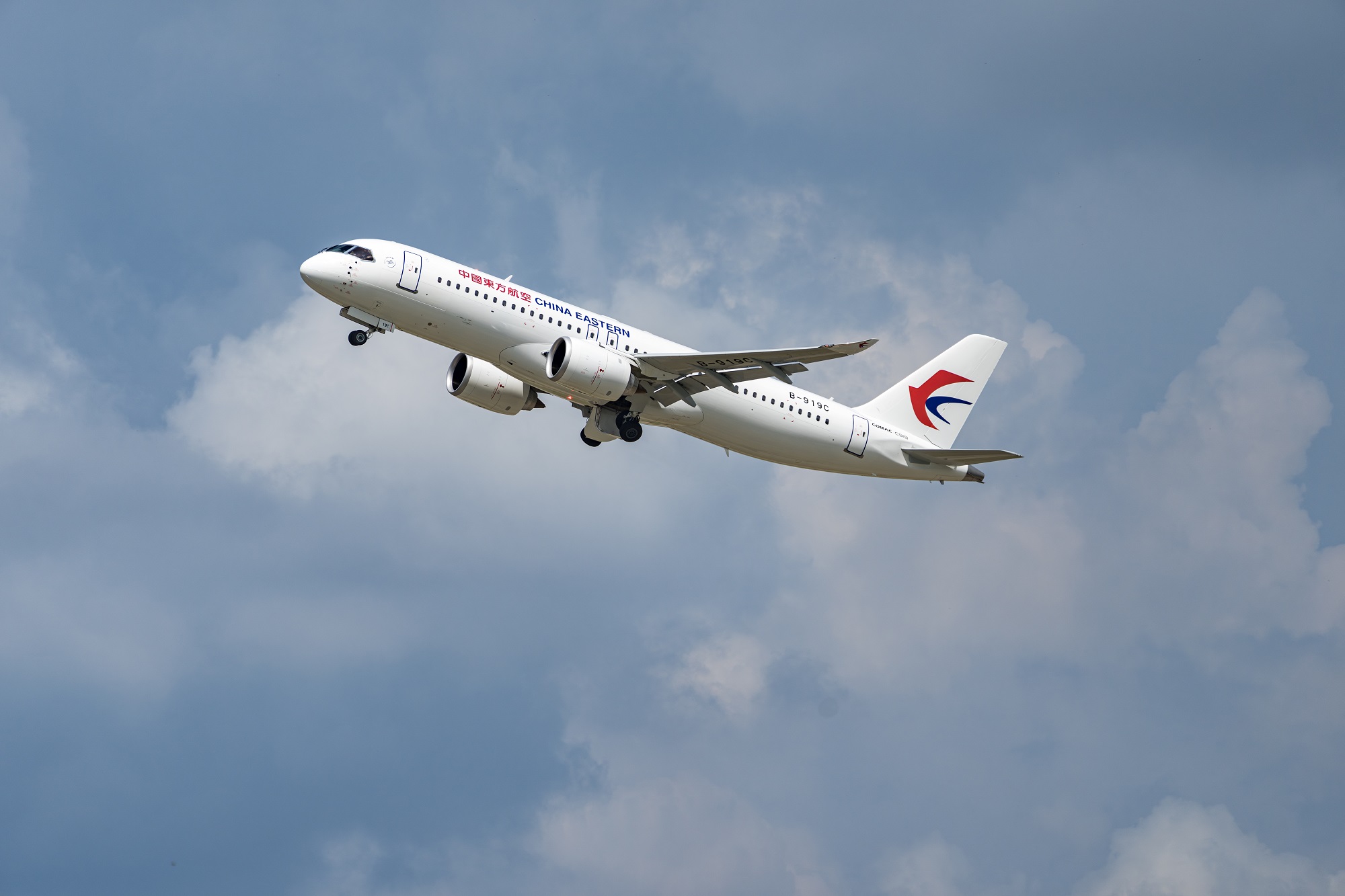 1689477835633026596.jpg 1689477835633026596.jpg