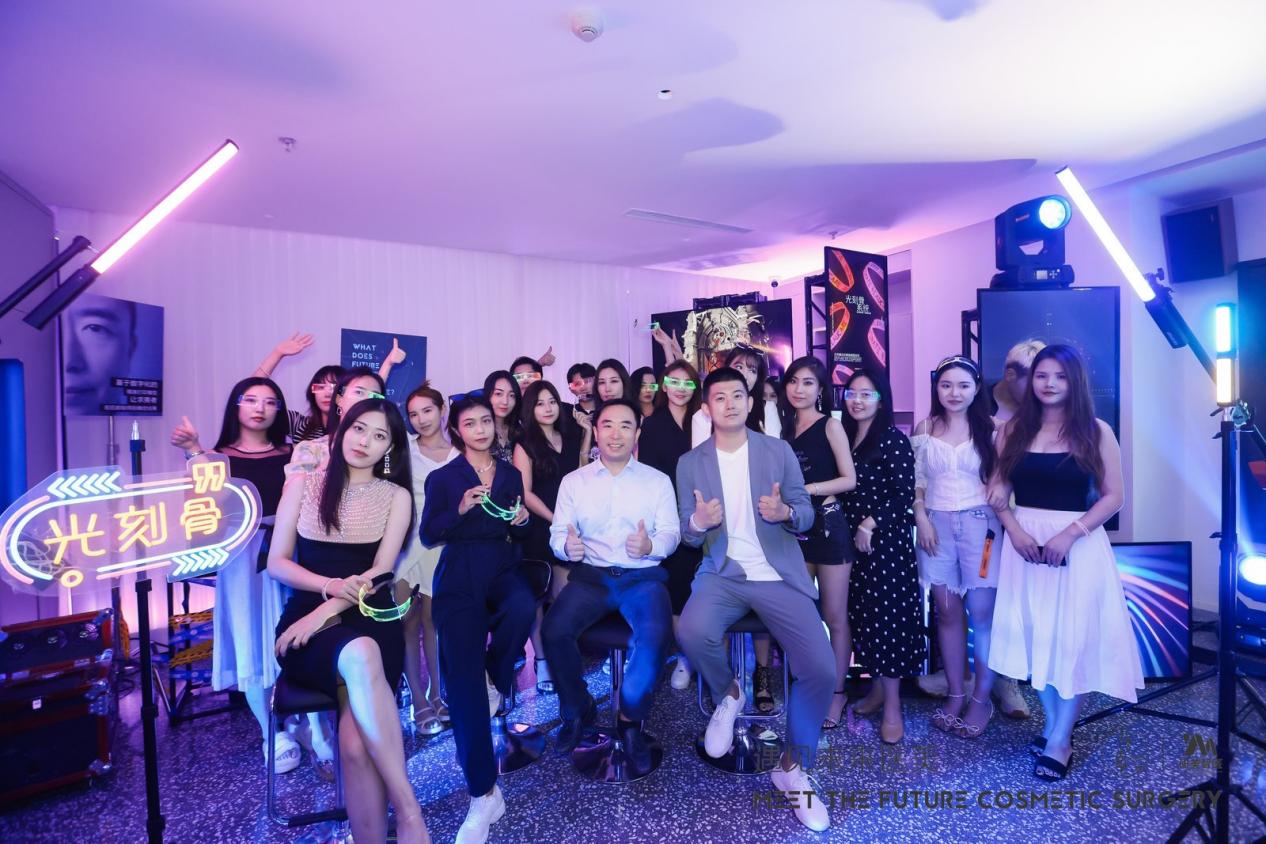 1700018244468009110.jpg 1700018244468009110.jpg