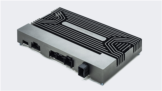 3 ADiGO SOUND拥有24通道功放.jpg