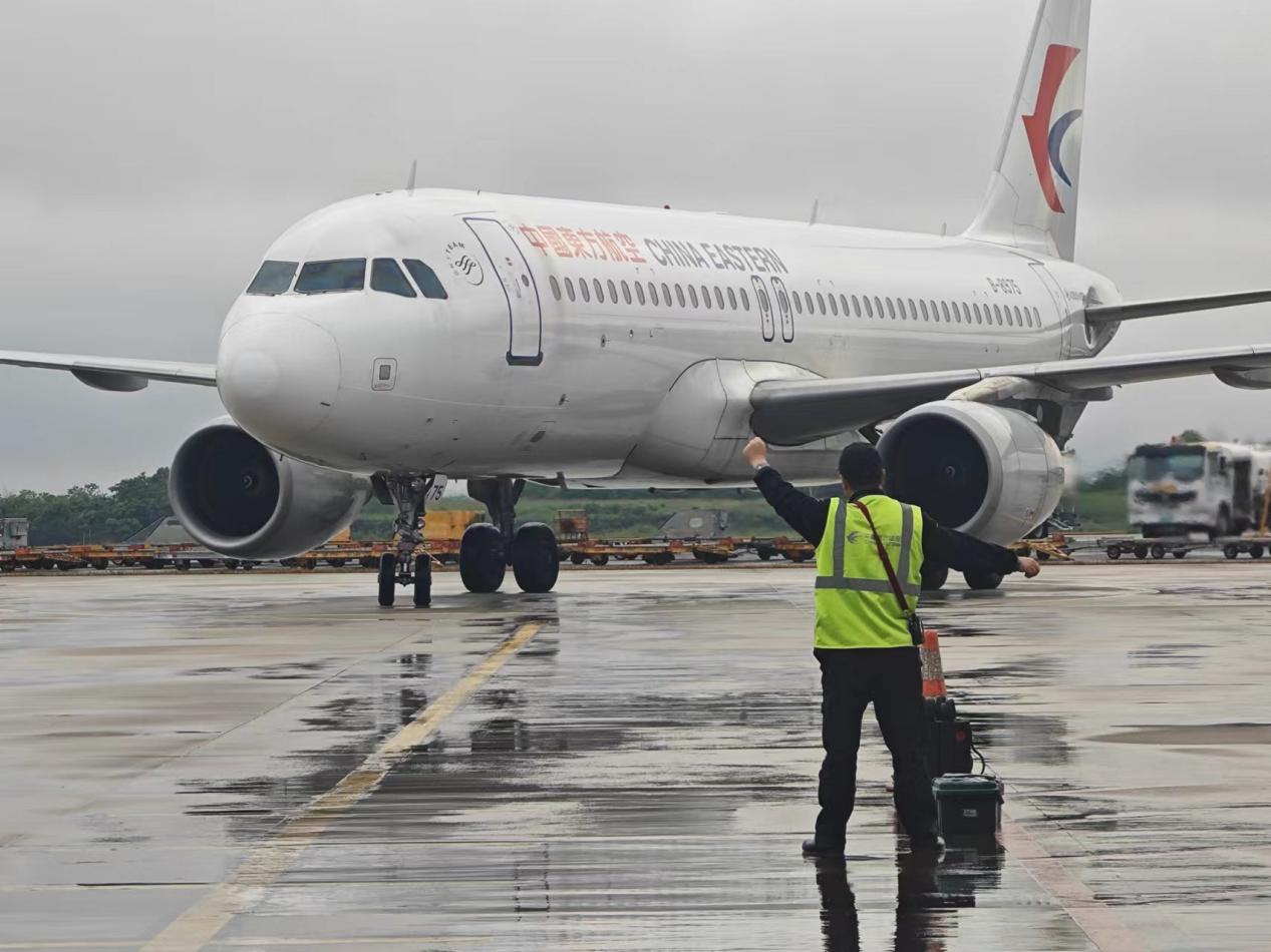 1722134561454017914.jpg 1722134561454017914.jpg