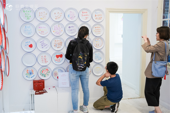 1726902023701061182.jpg 18.jpg