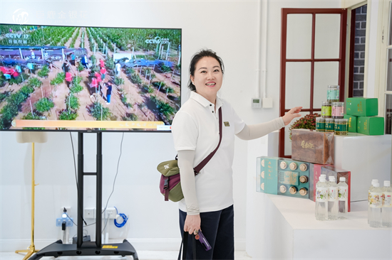 1726902073637022485.jpg 30.jpg