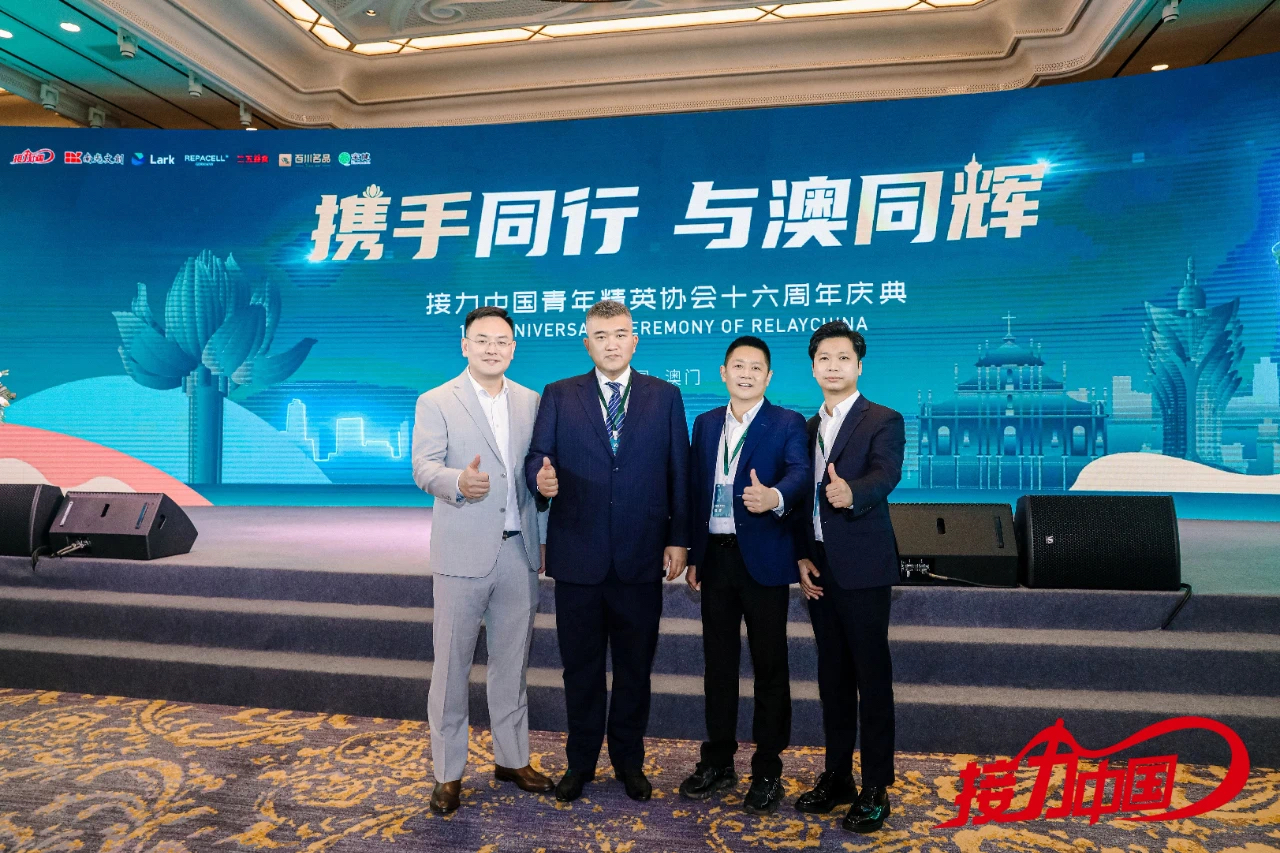 1737542876266026503.jpg 1737542876266026503.jpg