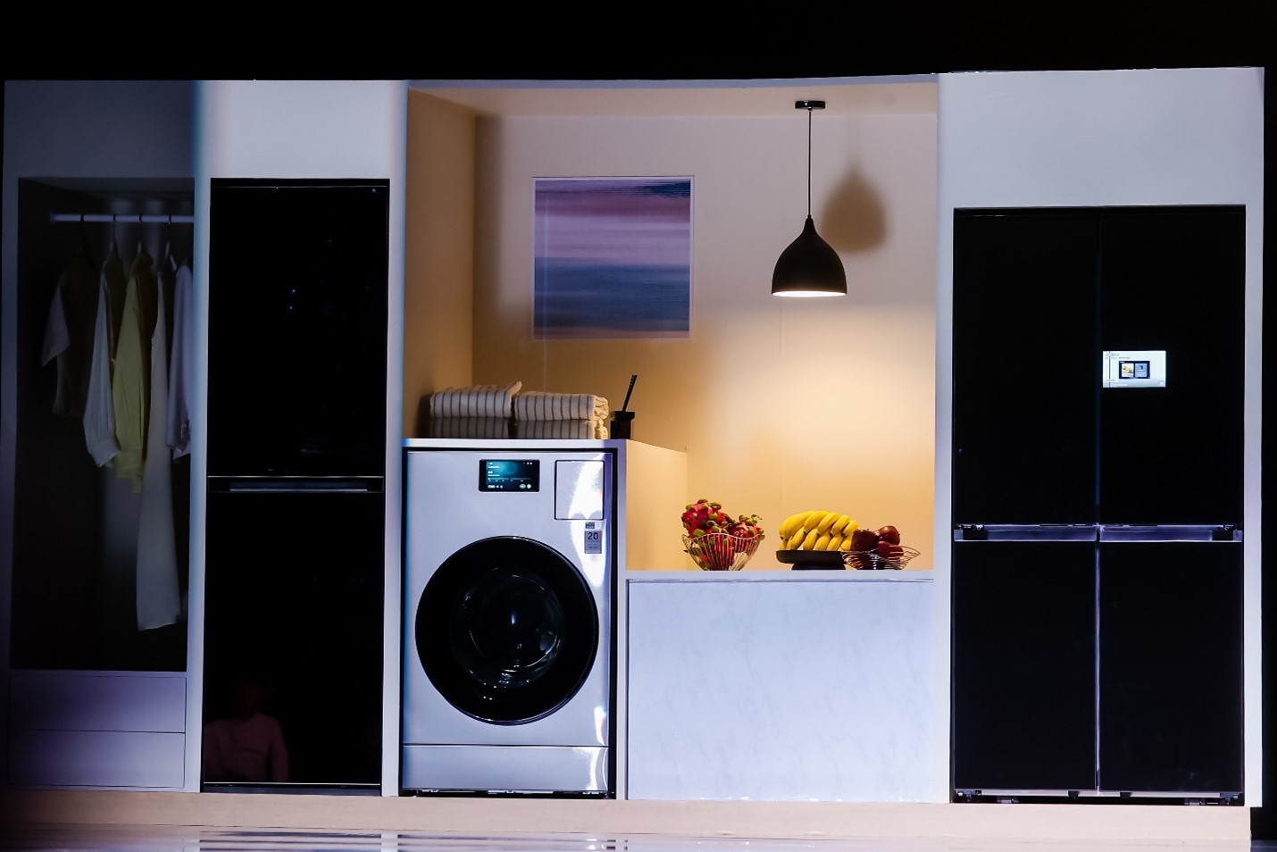 1742561001984043867.jpg 1742561001984043867.jpg