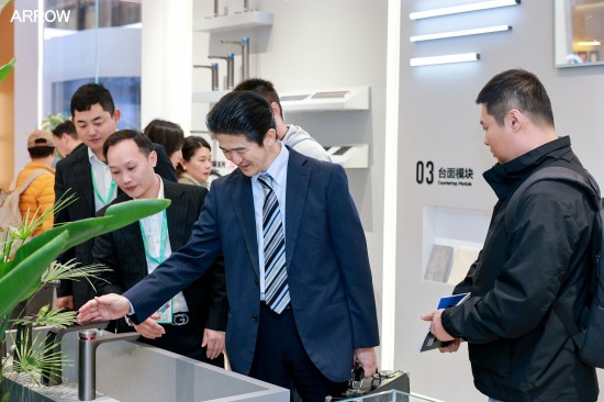 1744090240280011702.jpg 2.jpg