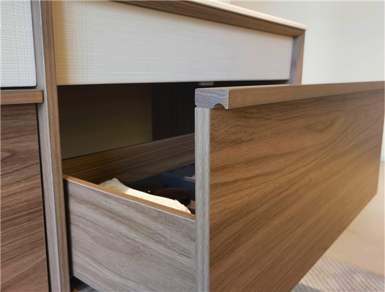 1745293409515008059.jpg 8.jpg