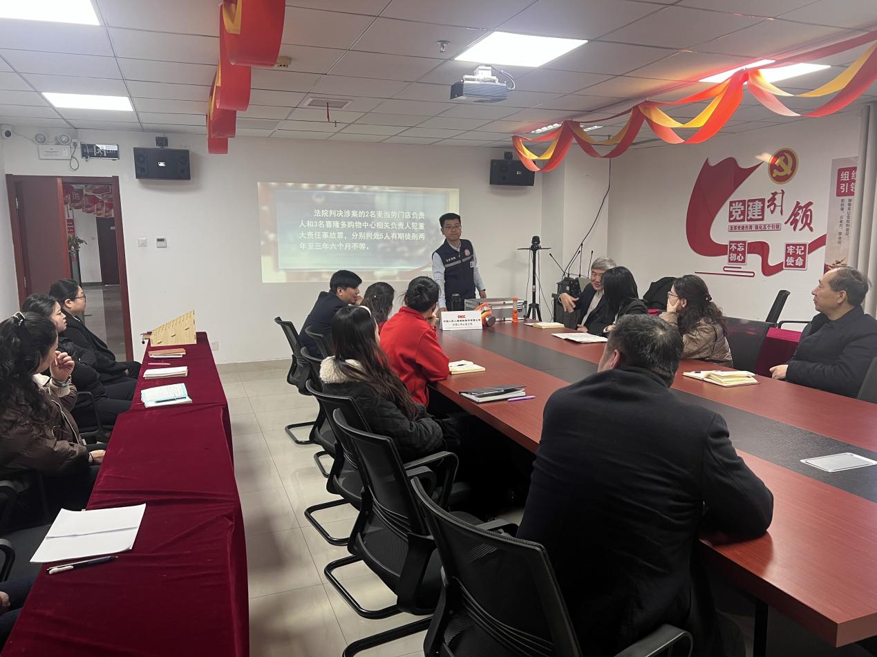 1764846064405056289.jpg 1764846064405056289.jpg